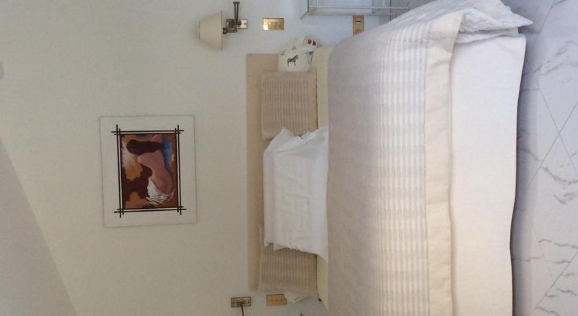 Double Room,215307884:JPEG